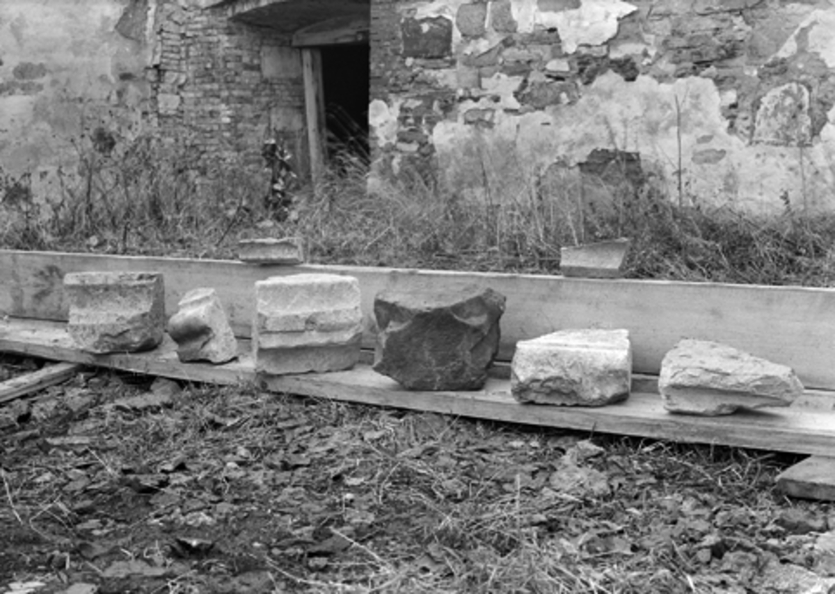 Anno Domkirkeodden, HAMAR BISPEGÅRD, HAMARKAUPANGEN, BORGGÅRDEN, STORHAMARLÅVEN, DOMKIRKEODDEN, ARKEOLOGI, GERHARD FISCHER, FOTO NORMANN 03. 11. 1948, FOTO 38.