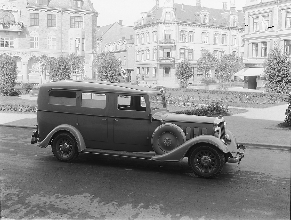 Christian Grundseth, SYKEBIL, 1933 Hudson. FOTOGRAFERT FORAN JERNBANEPARKEN. LEVERT AV OLRUD.