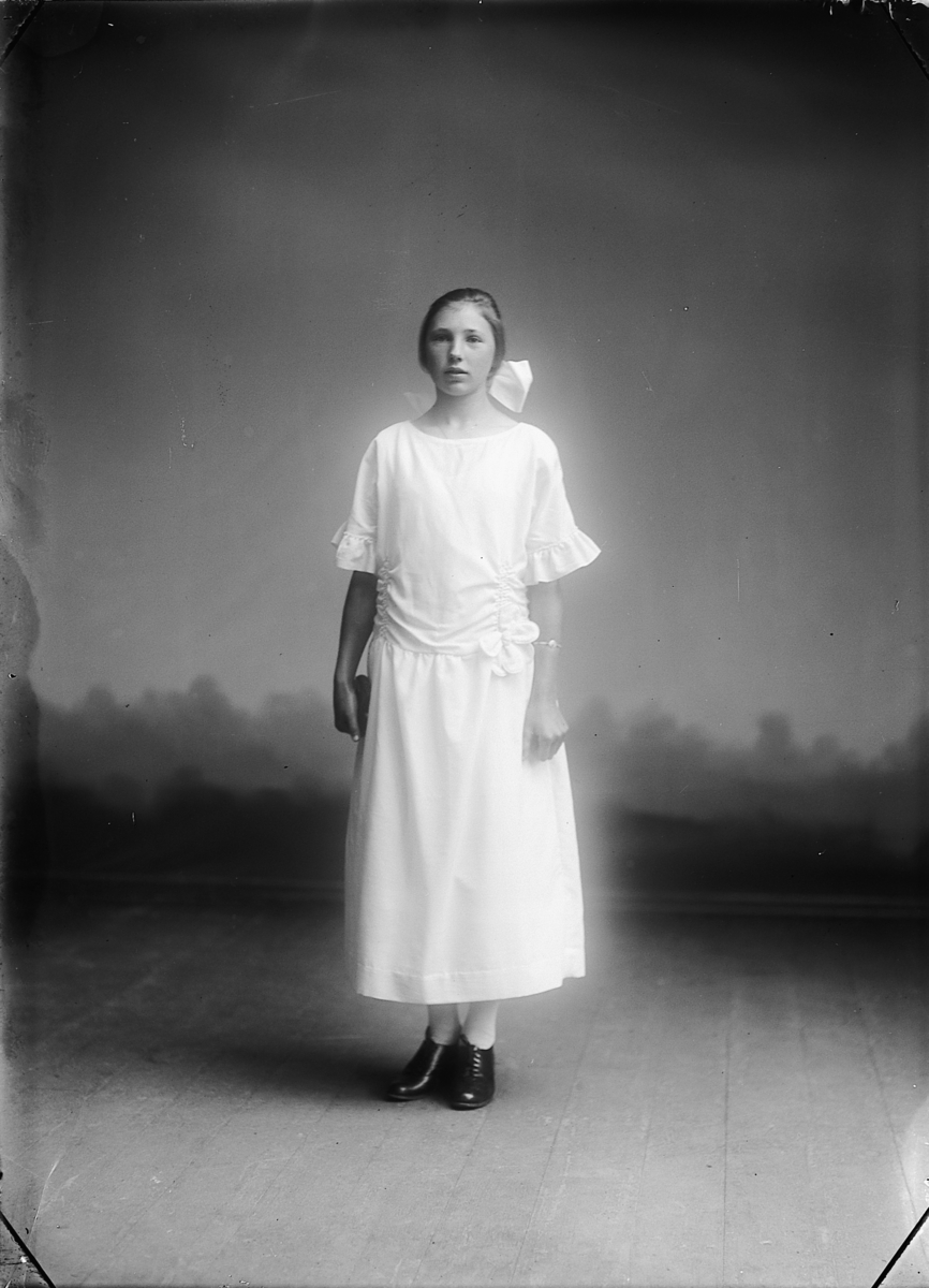 Martin Finborud, NORA GÅLÅS. KONFIRMANT. HELFIGUR