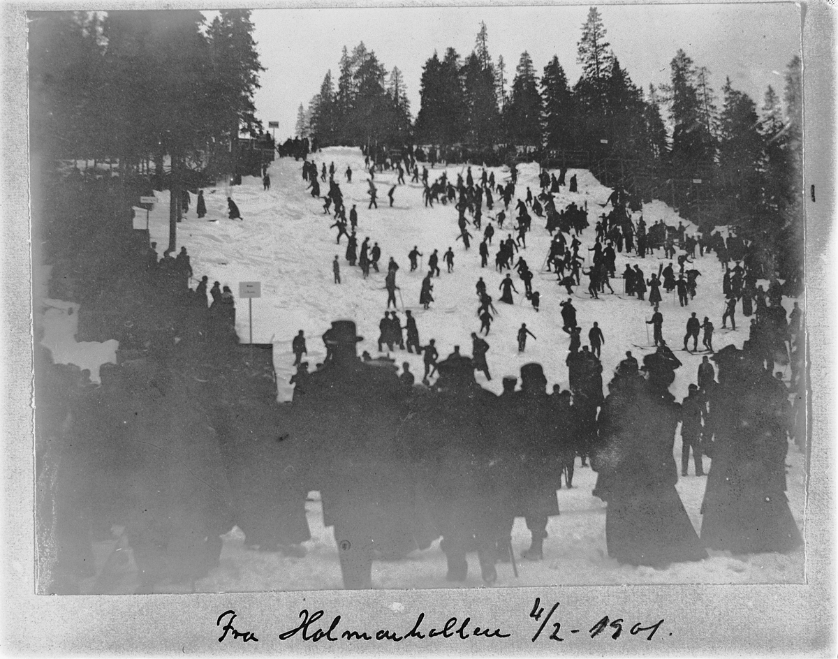 Johan Albert Steen, HOLMENKOLLEN, SKIRENN, OVERSIKT PUBLIKUM I UNNARENNET, 4-2-1901.