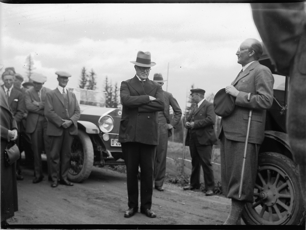 Mikkel Sveinhaug, BONDELAGETS TUR 21. 07. 1934. MOSLET TAKKER E. BJØRNSON ETTER BESØK PÅ AULESTAD.