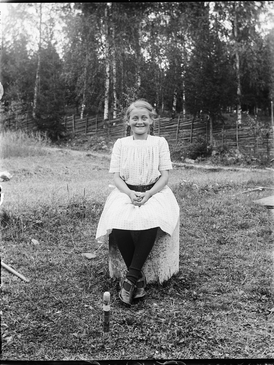 Ole Hansen Løken, BA BREDAL, DATTER AV SORENSKRIVER PETER BREDAL.