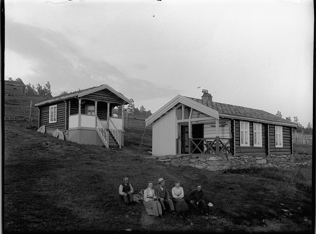 Ole Hansen Løken, SETERHUS, HYTTE, UKJENT STED, GRUPPE 5 UKJENTE.