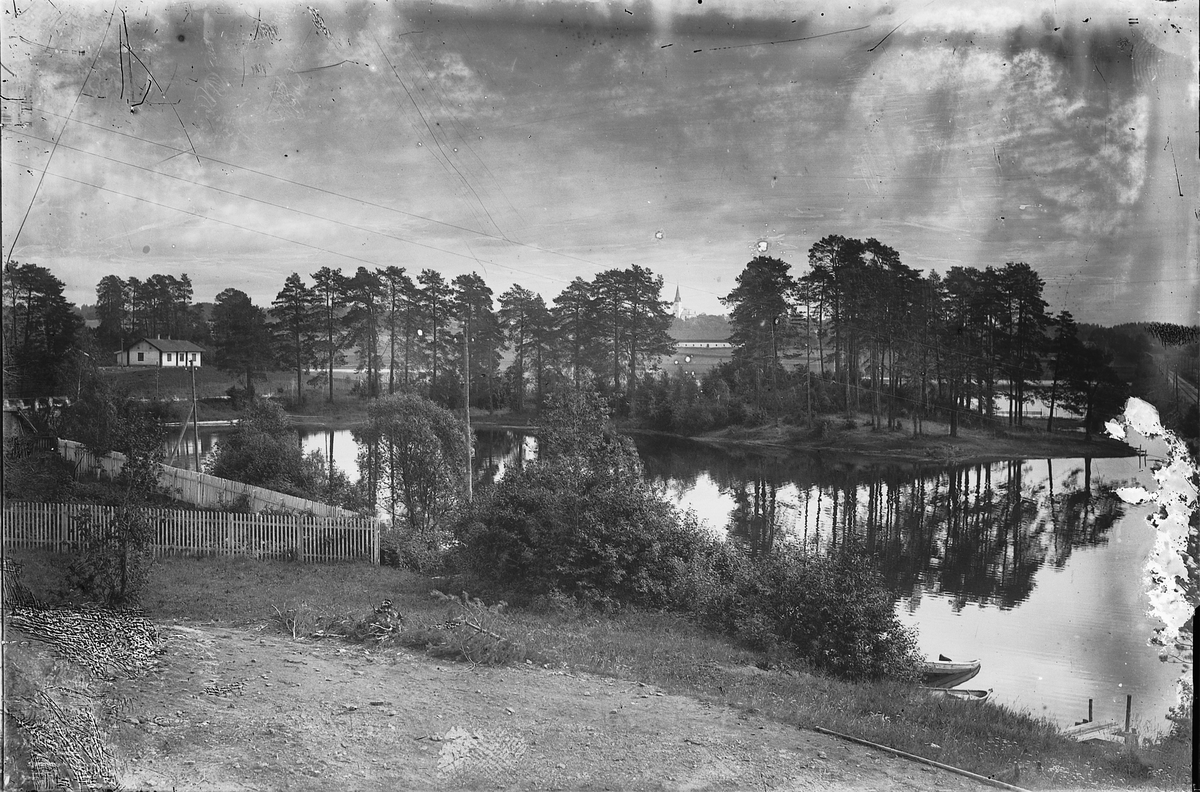 Oscar Løberg, UTSIKT MOT VANG FRA HAMAR, DISENSTUA, MEIERITOMTA, , ELVSHOLMEN, 1930.