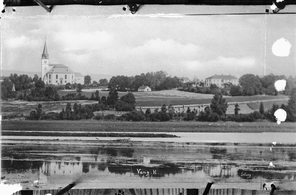 Oscar Løberg, VANG KIRKE, VANG PRESTEGÅRD, ÅKERSVIKA, Hamar.