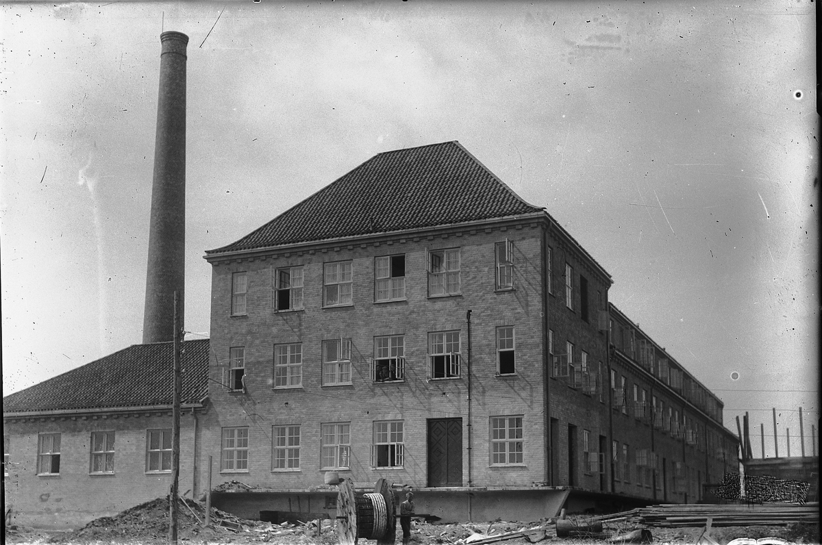 Oscar Løberg, HEDMARK MEIERI, HEDMARKSMEIERIET, VANGSVEGEN i Hamar, 1922-23.