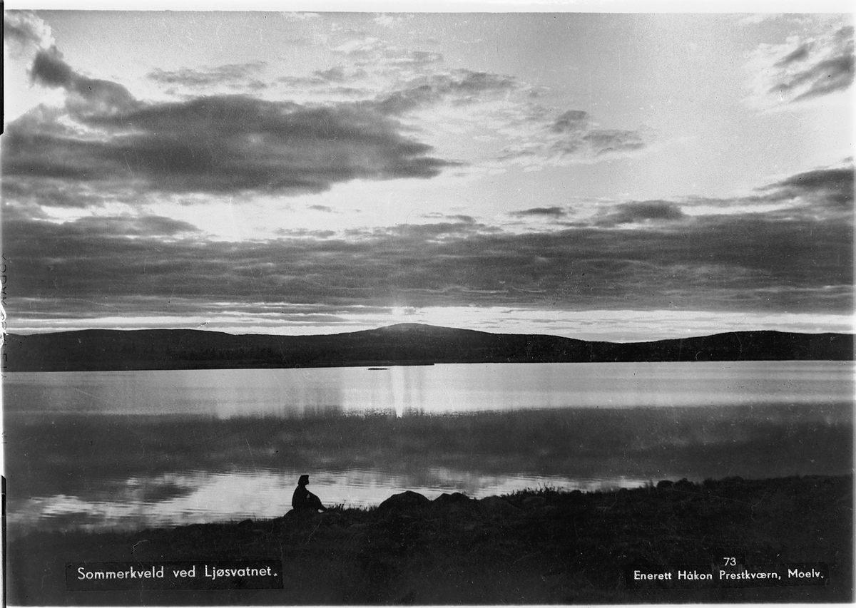 Håkon Prestkværn, SOMMERKVELD VED LJØSVATNET, LJØSVANNET, LJØSHEIM, Ringsaker. Postkort.