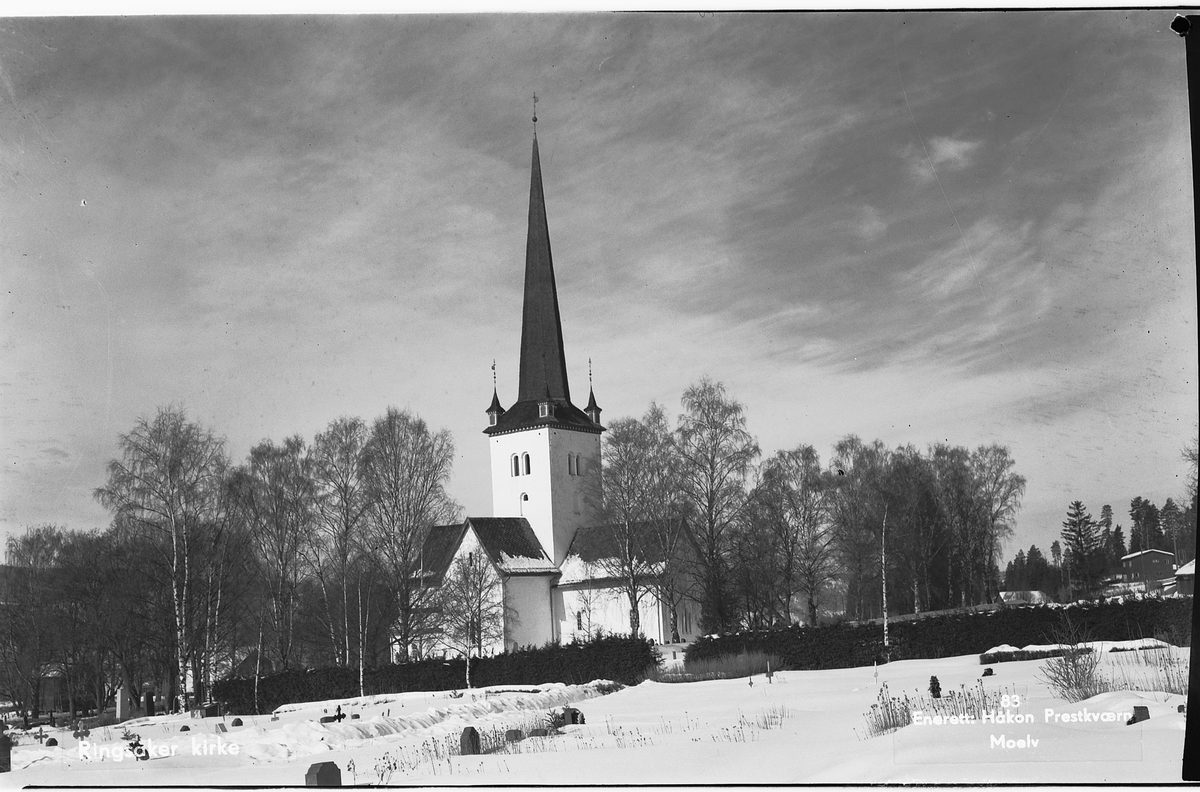 Håkon Prestkværn, RINGSAKER KIRKE, VINTER. Postkort. Foto Håkon Prestkværn, Moelv. No 83.