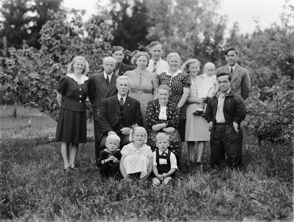 Håkon Prestkværn, FAMILIE, GRUPPE 15, BRATLI.