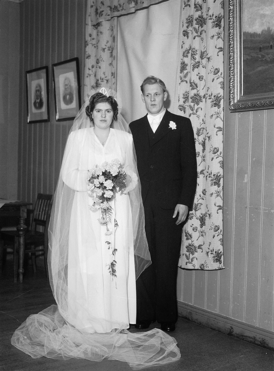 Håkon Prestkværn, UKJENT BRUDEPAR, 1947.