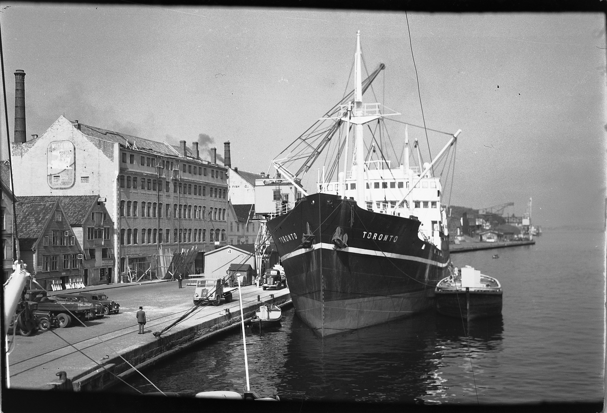 Håkon Prestkværn, Skip, Toronto, Strandkaien, Stavanger.