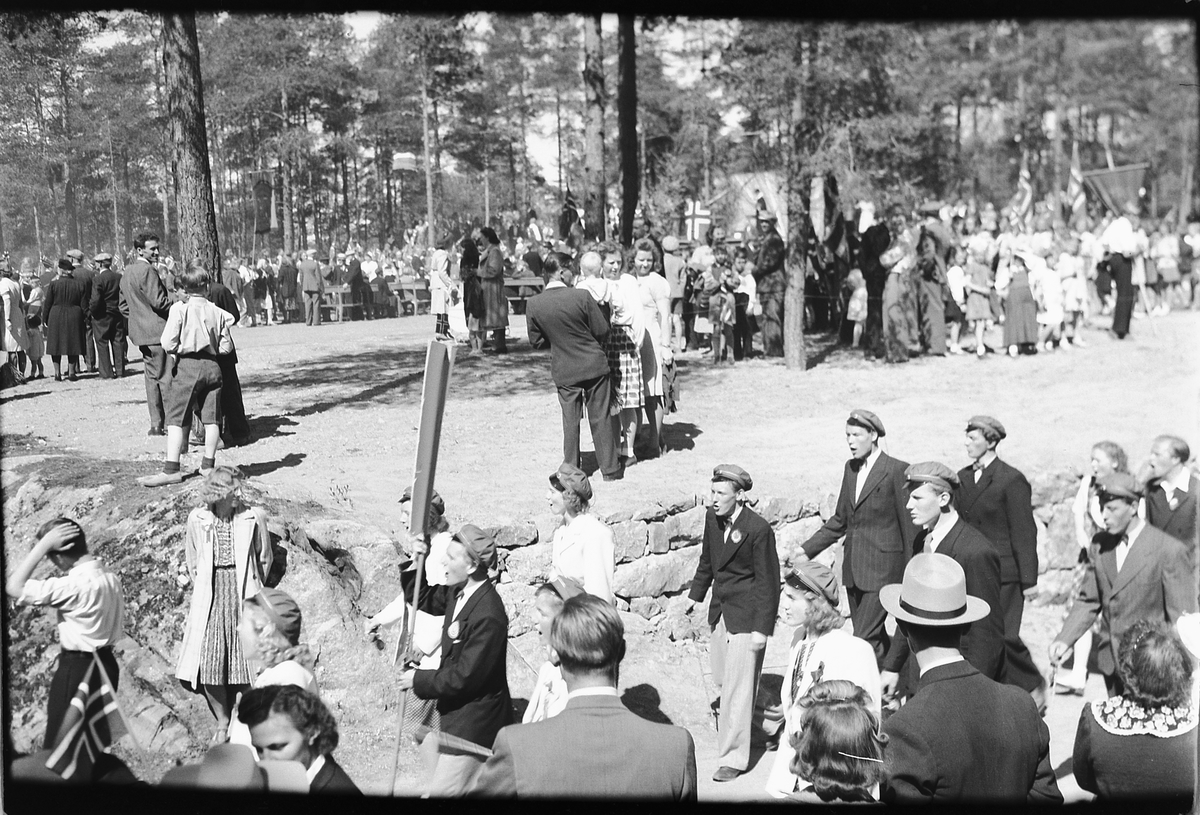 Håkon Prestkværn, 17. mai-tog i Moelv.