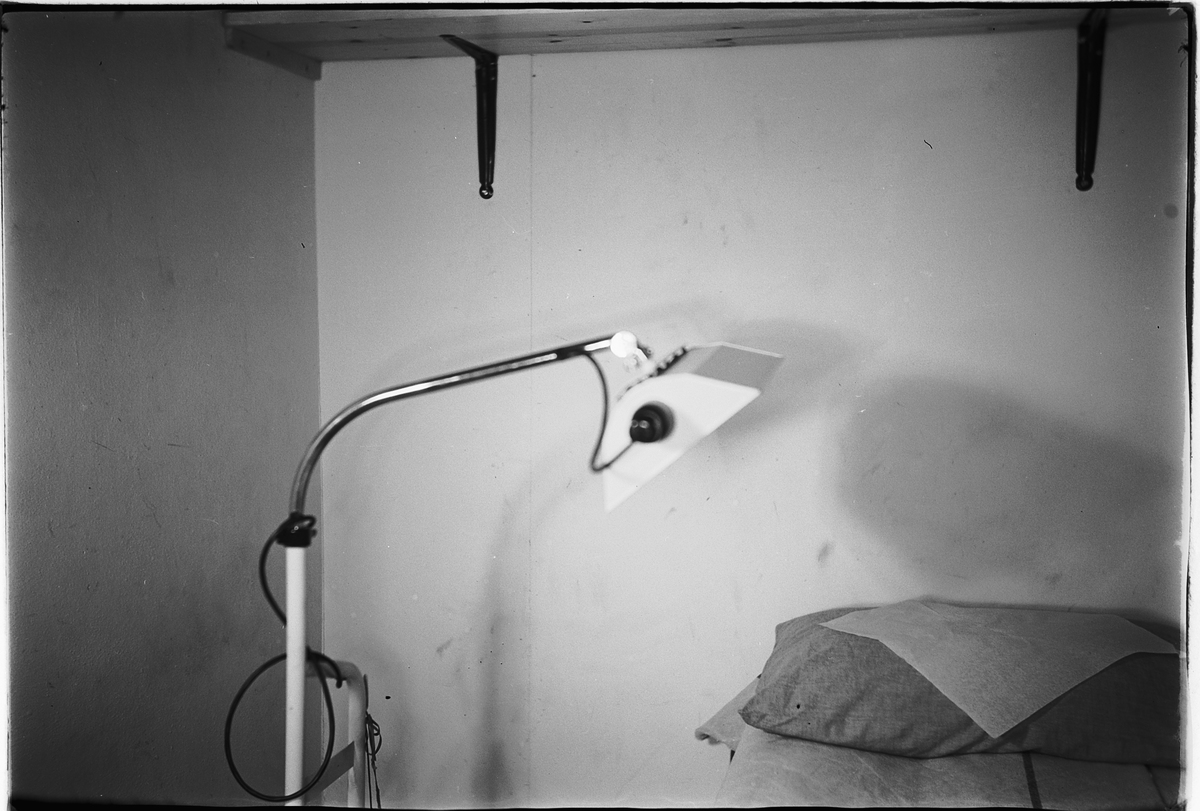 Håkon Prestkværn, Lampe.