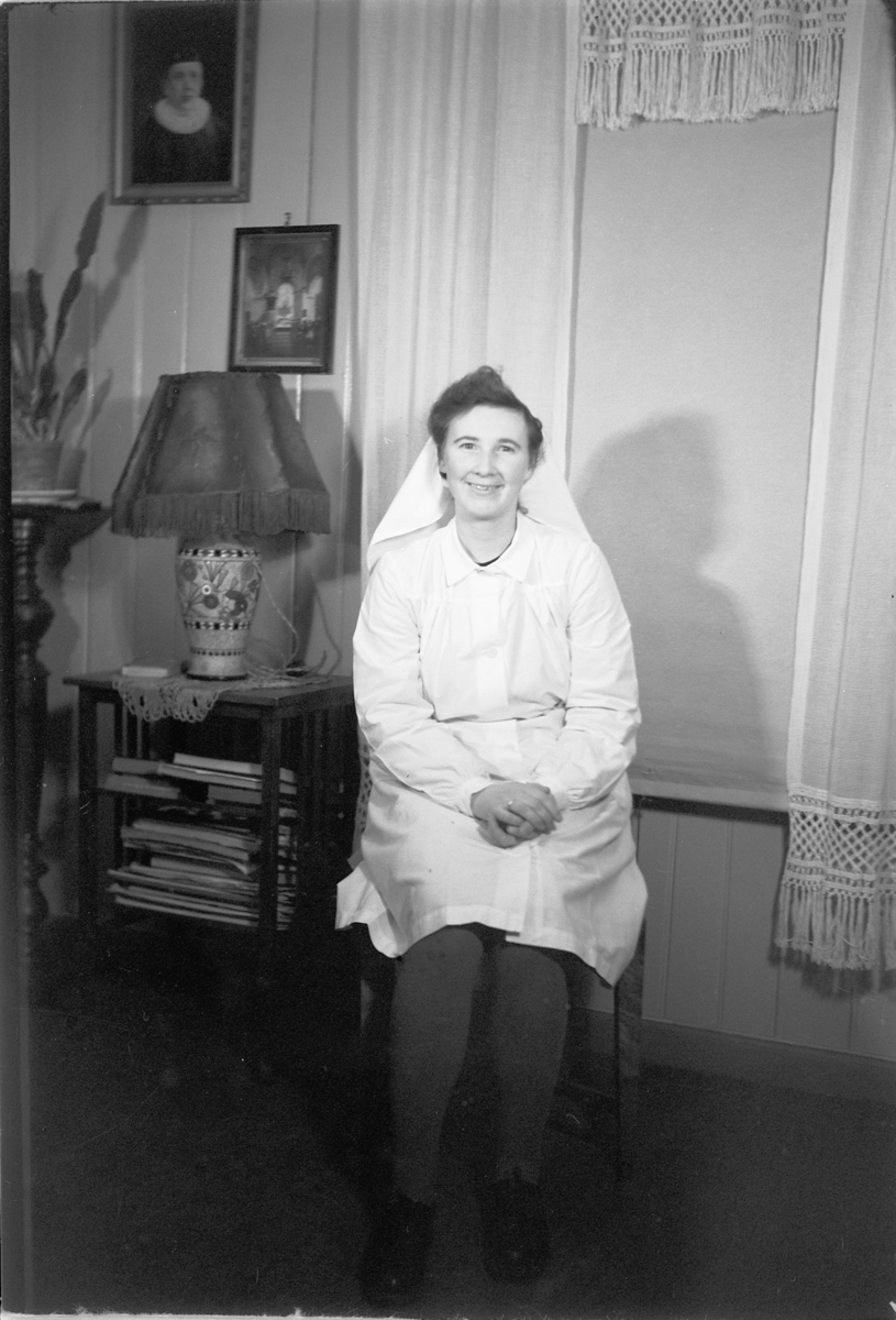 Håkon Prestkværn, Ester Langseth, portrett.