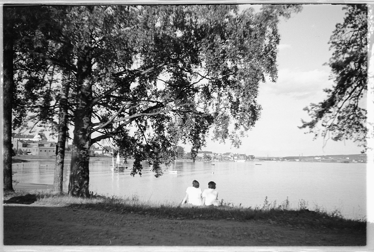 Håkon Prestkværn, RIDEHUSSTRANDA, HAMAR.