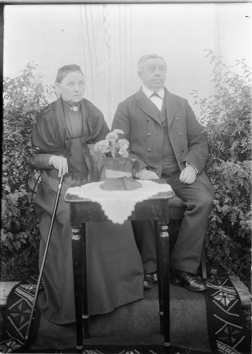 Kristoffer Horne, ORDFØRER I RINGSAKER 1873-1877, 1883-1885, 1889-1893, HALVOR SKAPPEL OG JULIE SKAPPEL FØDT HERSOUG.