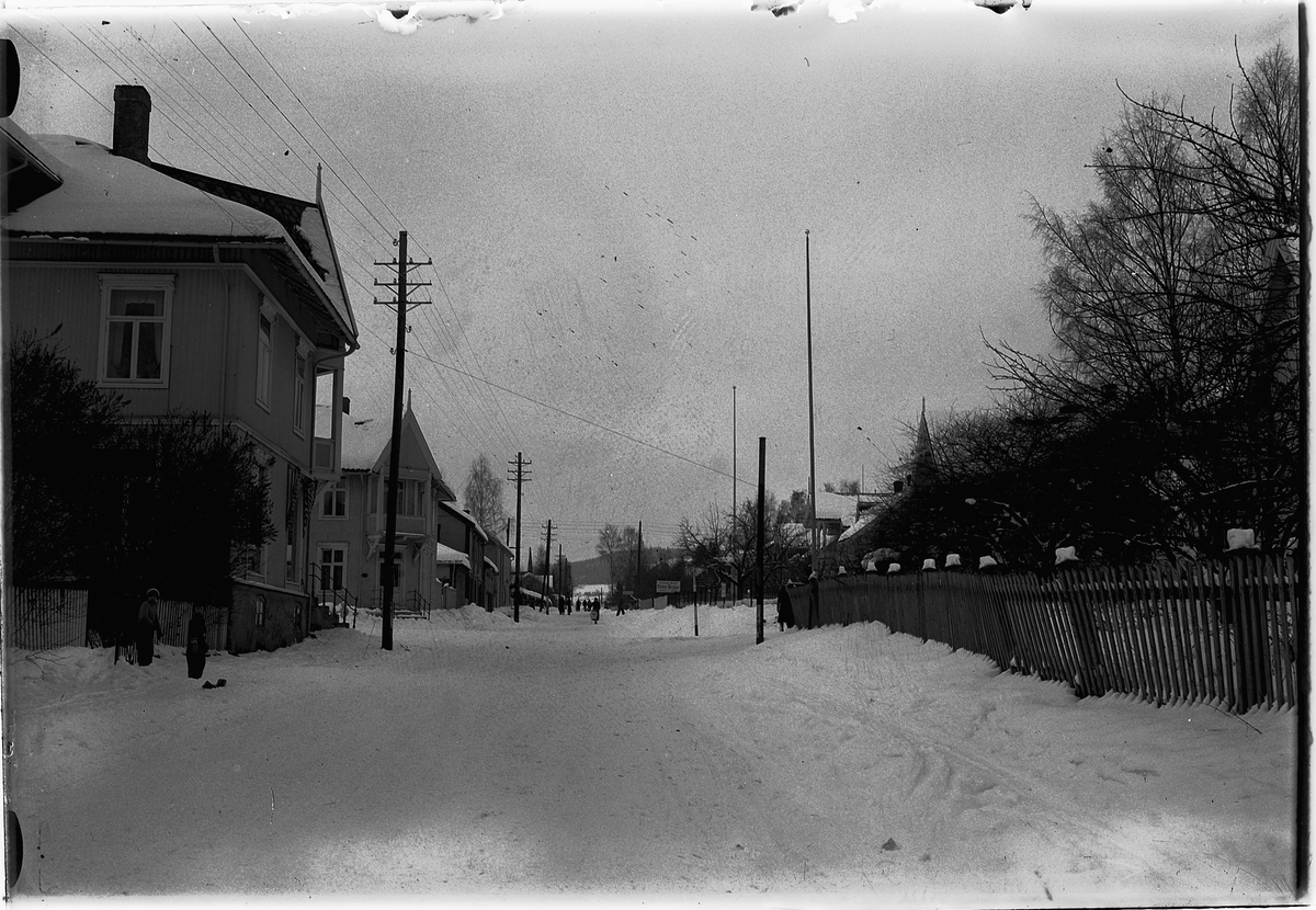 Simen Baardseth, MOELV SENTRUM, STORGATA, VINTER.