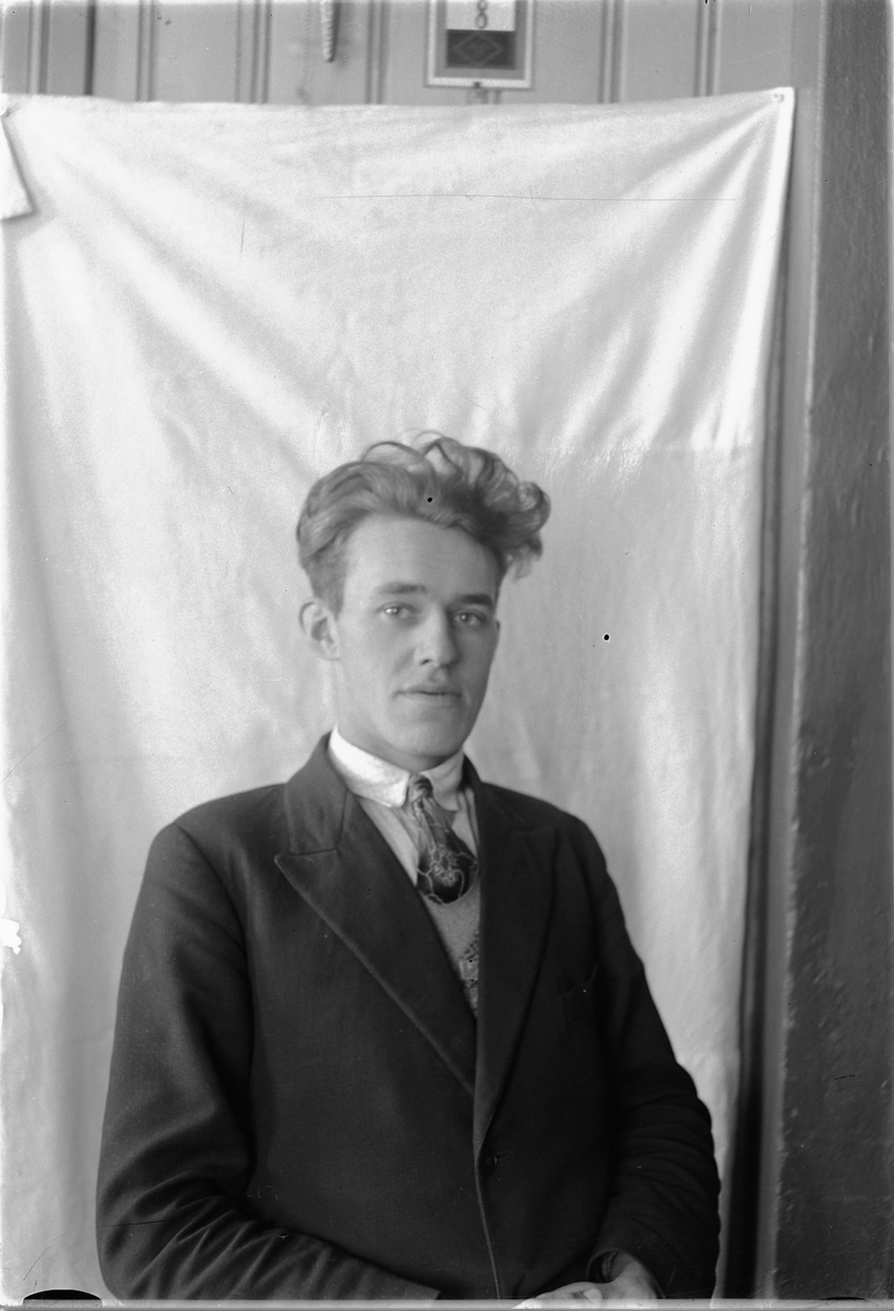 Simen Baardseth, Jørgen Eng, snekker.