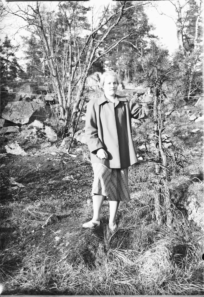 Simen Baardseth, Eksteriør, skog. Ester Granberg.