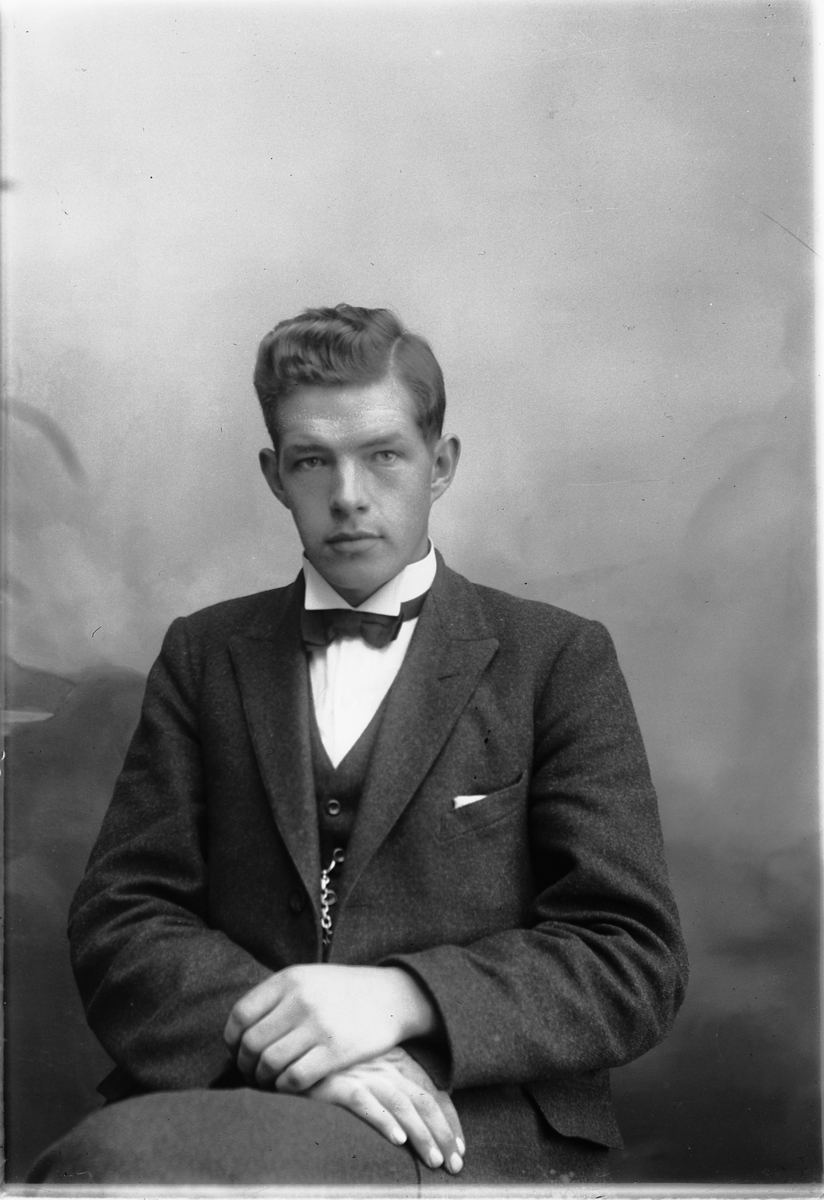 Simen Baardseth, Svein Baardseth, brorsønn.