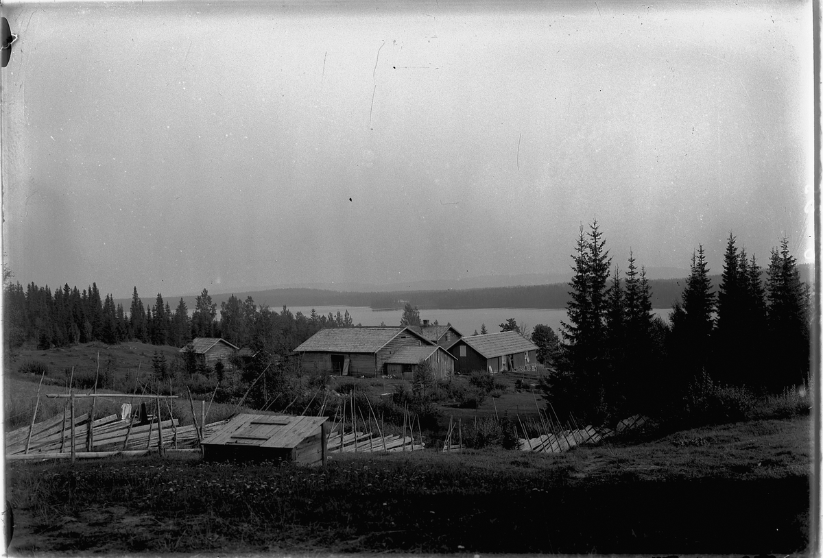 Simen Baardseth, Gard ved Næra i Ringsaker.