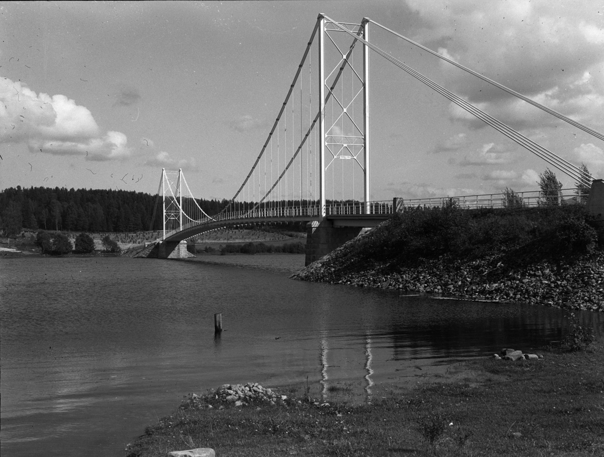 Kristian Heramb, Framnesbrua i Ringsaker.