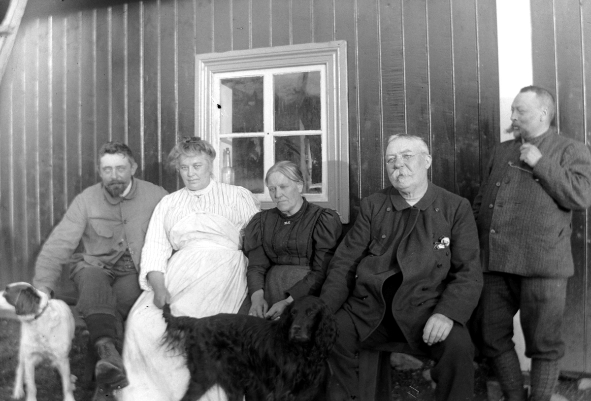 Ole Hansen Løken, GRUPPE 5, UKJENTE.