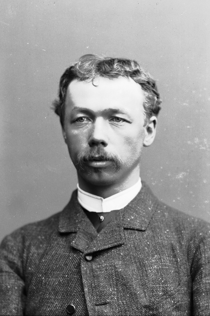 Hans Emil Erichsen, Kunstmaler Ludvig Skramstad (1855-1912).