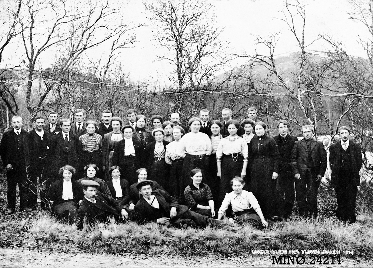 Peder J. Bredalslien, Ungdommer fra Tufsingdalen 1914