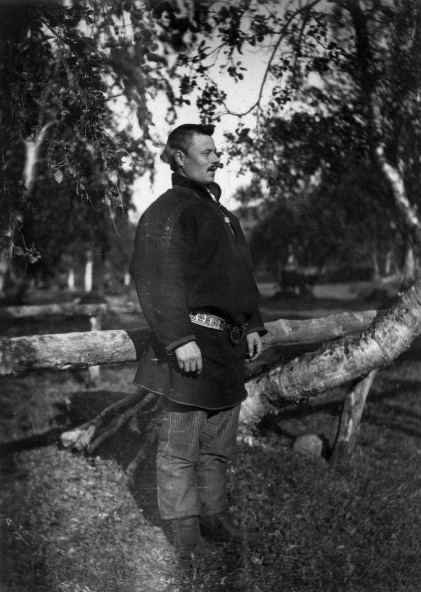 Konrad Nielsen, Portrett av Johan A. Spein Oskal.