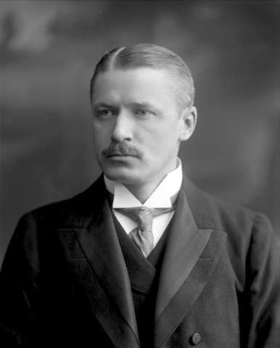 Gustav Borgen, Portrett, mann i mørk dress. Herr Matson. (Svensk.)