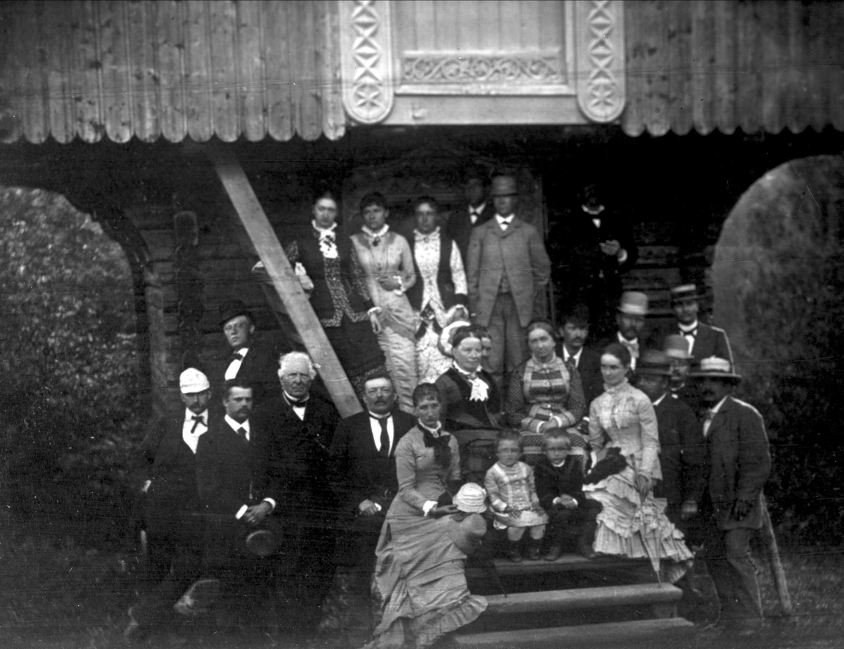 Gustav Borgen, Avfotografering. Gruppebilde, Sarabråten.