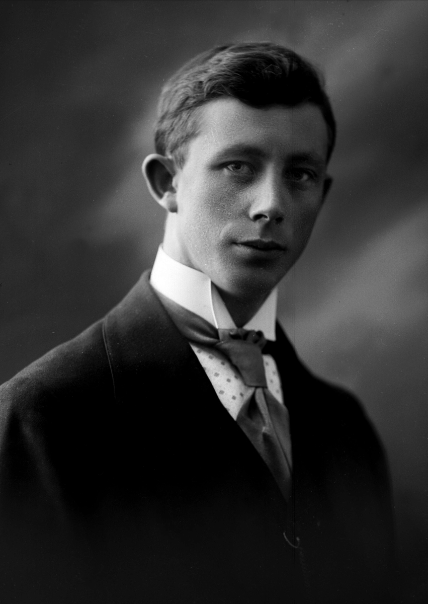 Gustav Borgen, NFB.04679