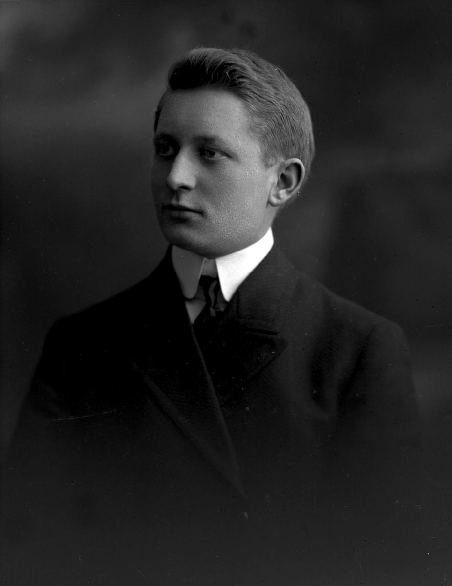 Gustav Borgen, NFB.04727