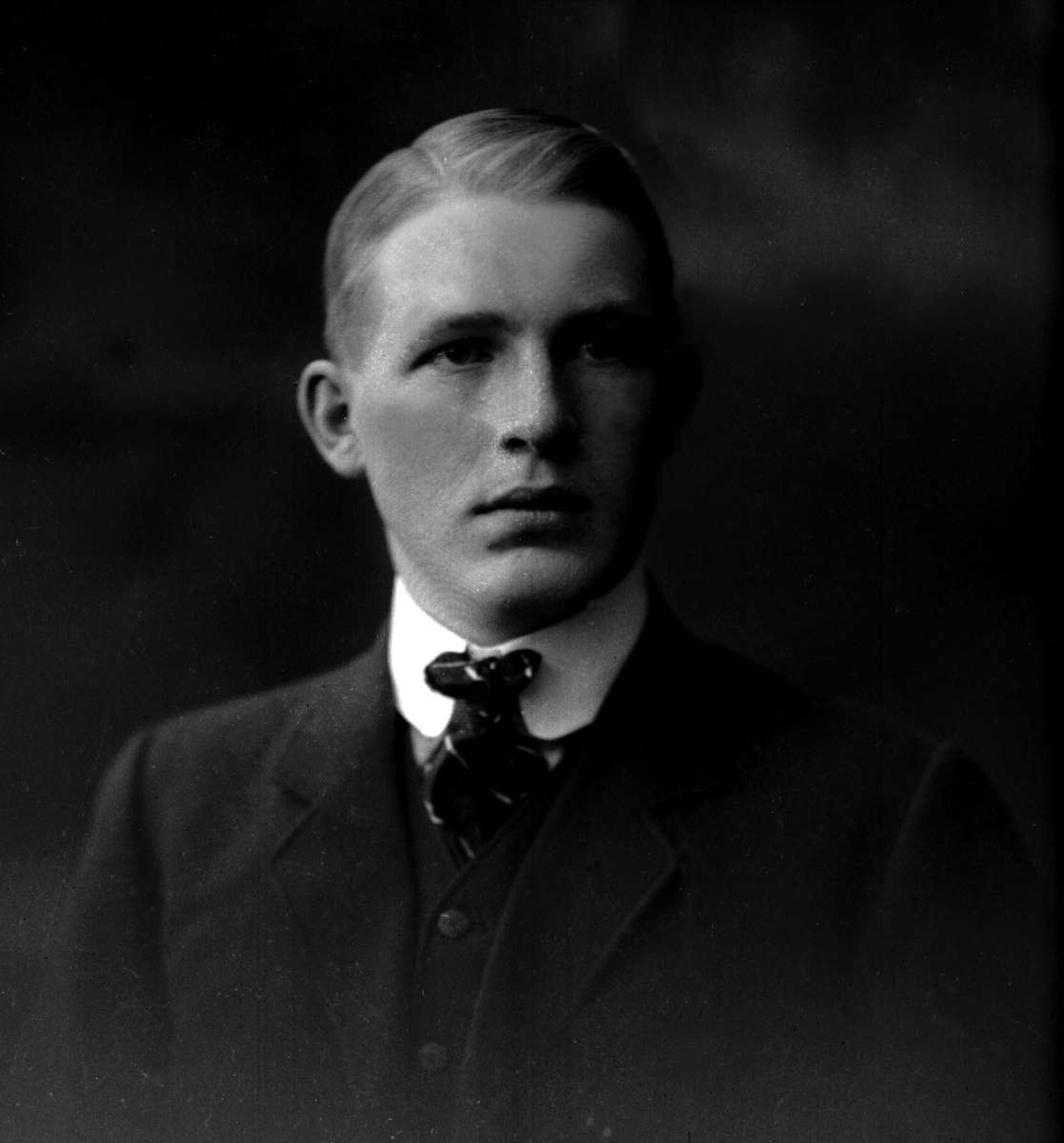Gustav Borgen, NFB.04836
