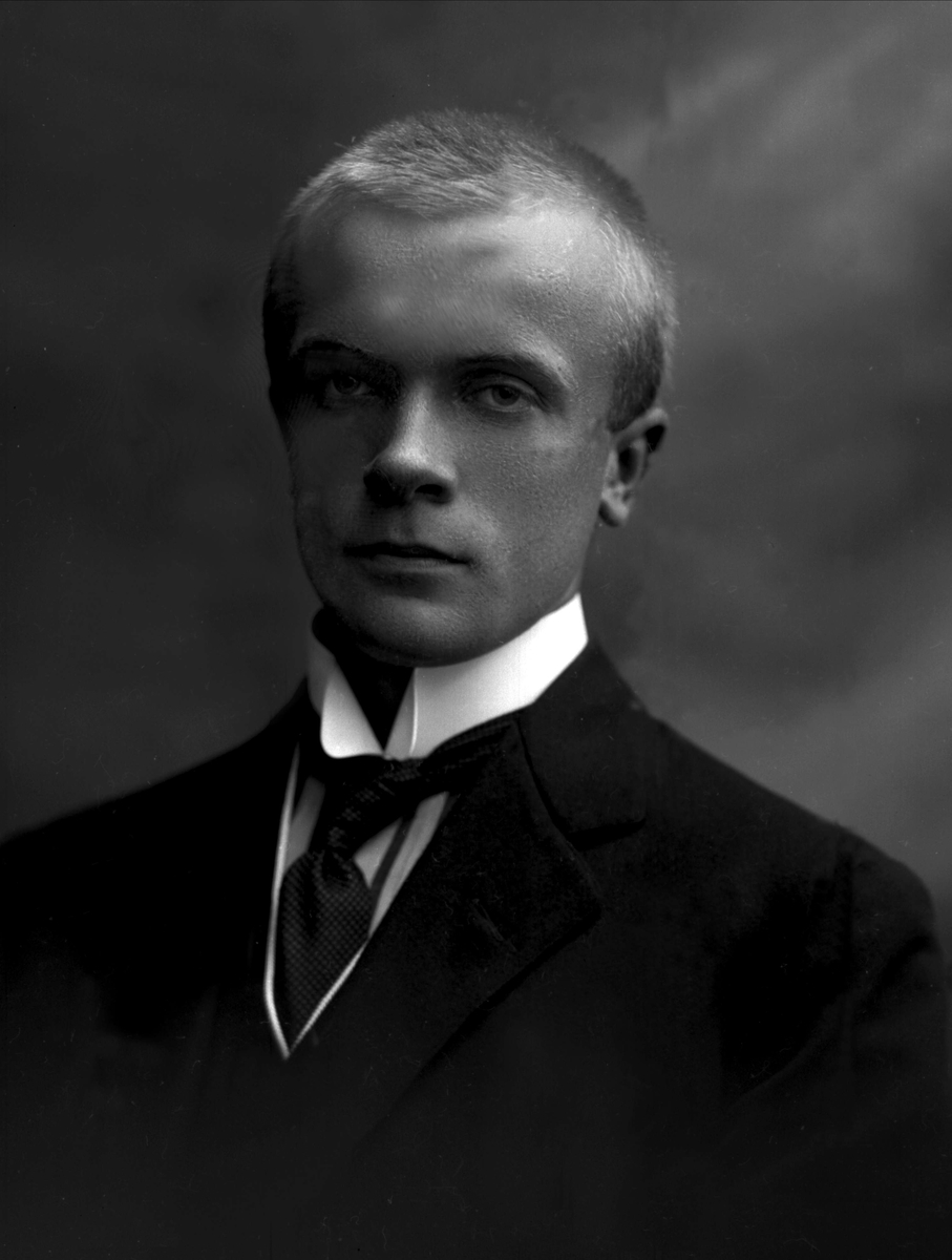 Gustav Borgen, NFB.04867