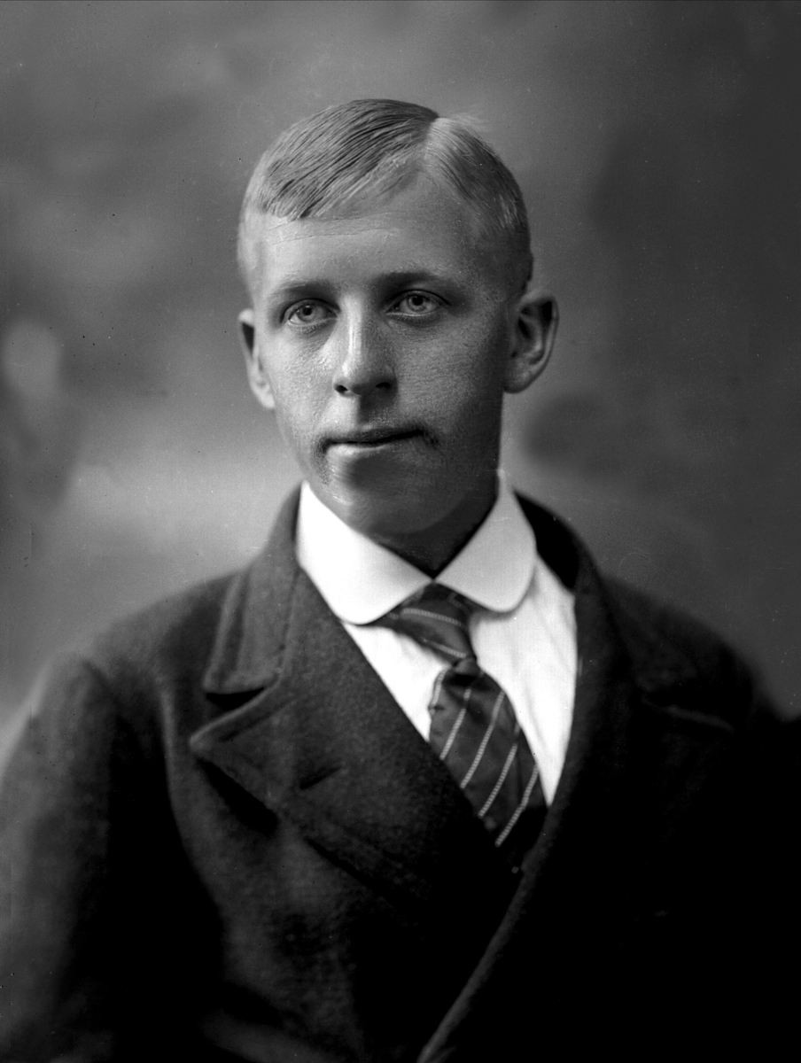 Gustav Borgen, NFB.06261