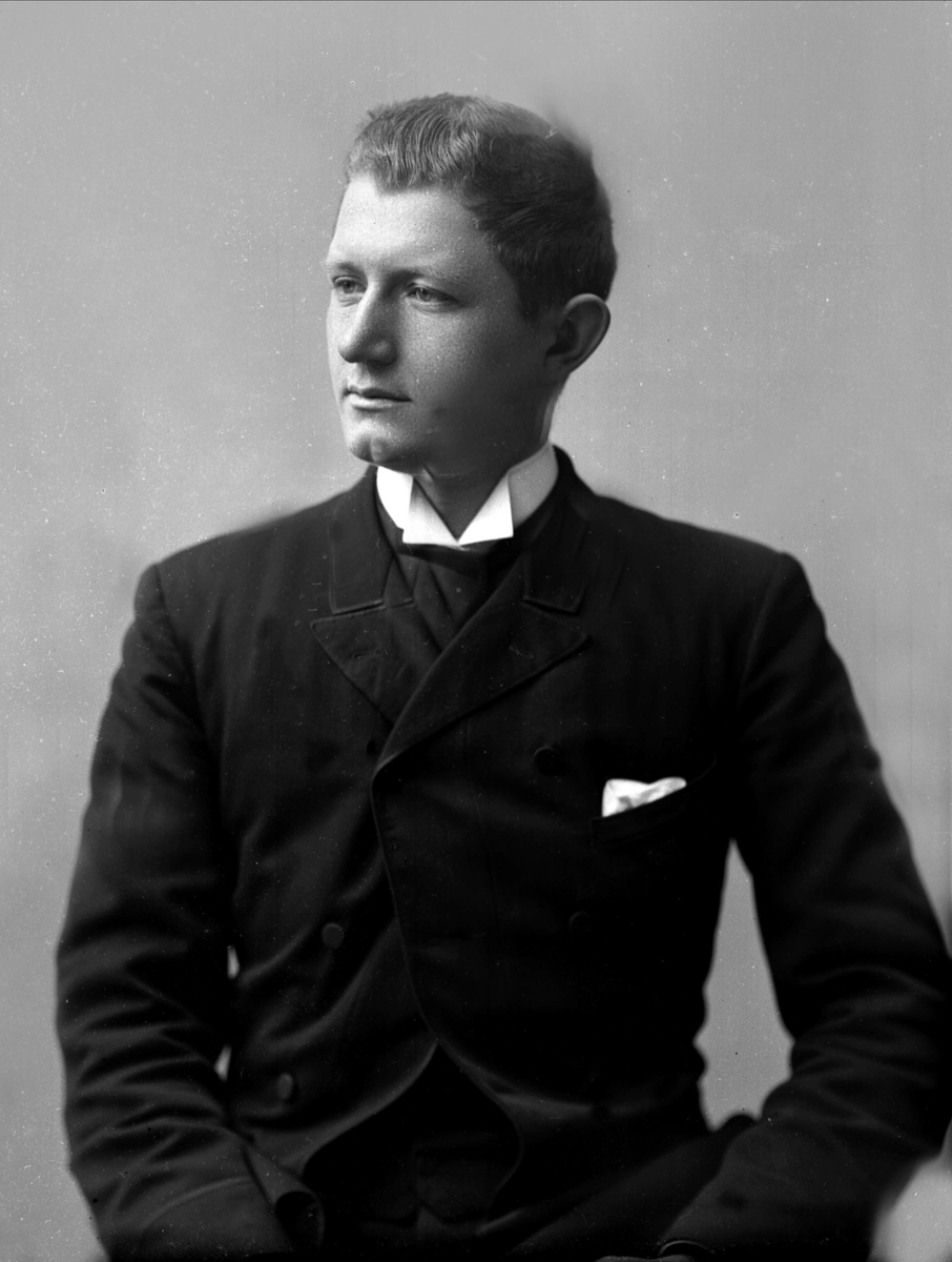 Gustav Borgen, NFB.06997
