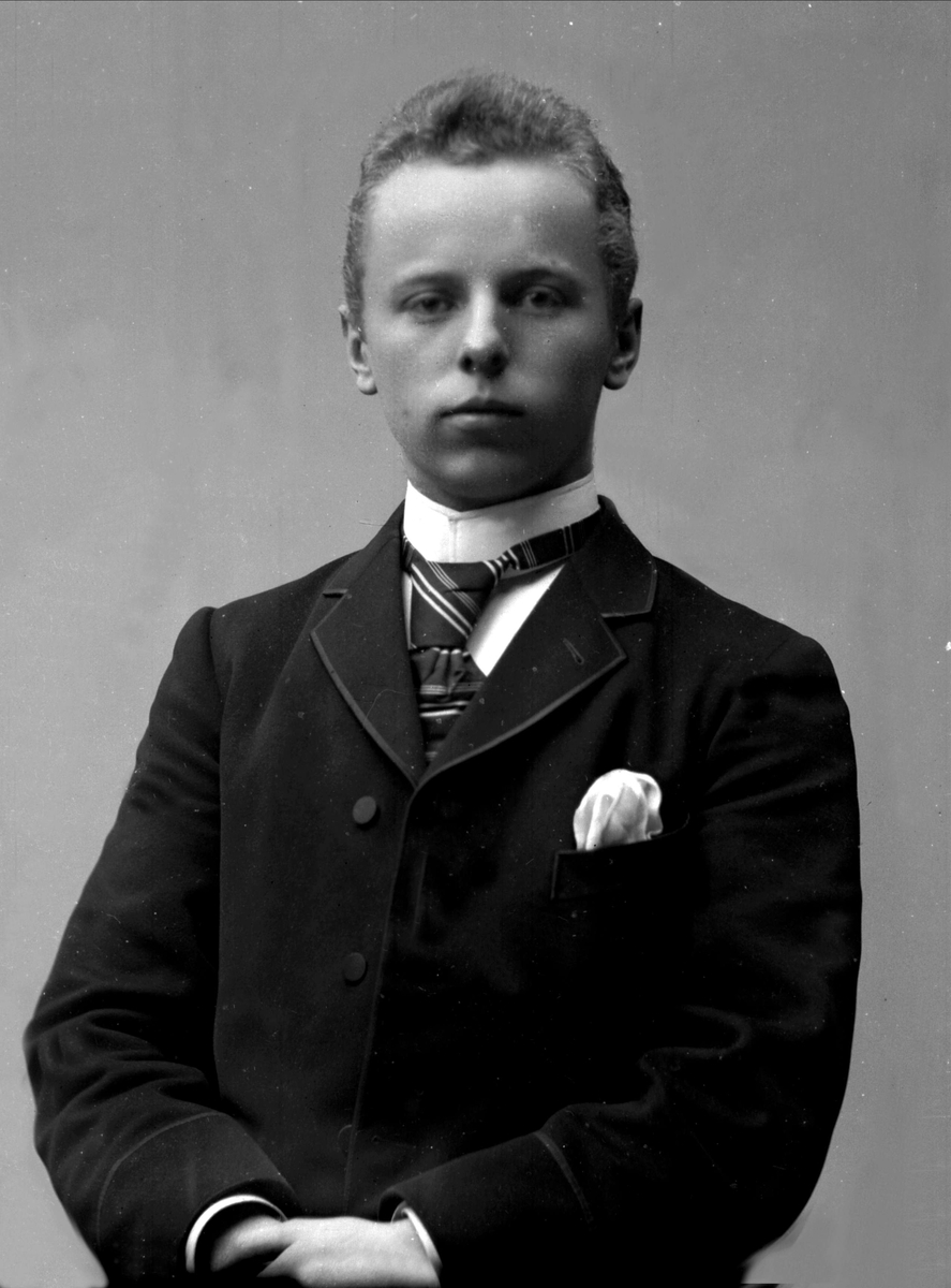 Gustav Borgen, NFB.07674