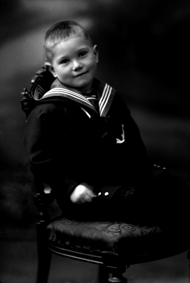 Gustav Borgen, NFB.08002