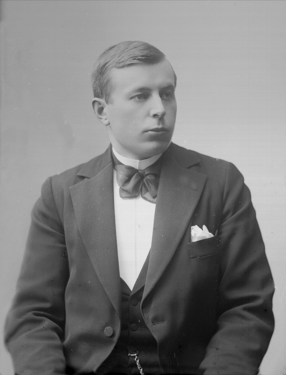Gustav Borgen, NFB.09545