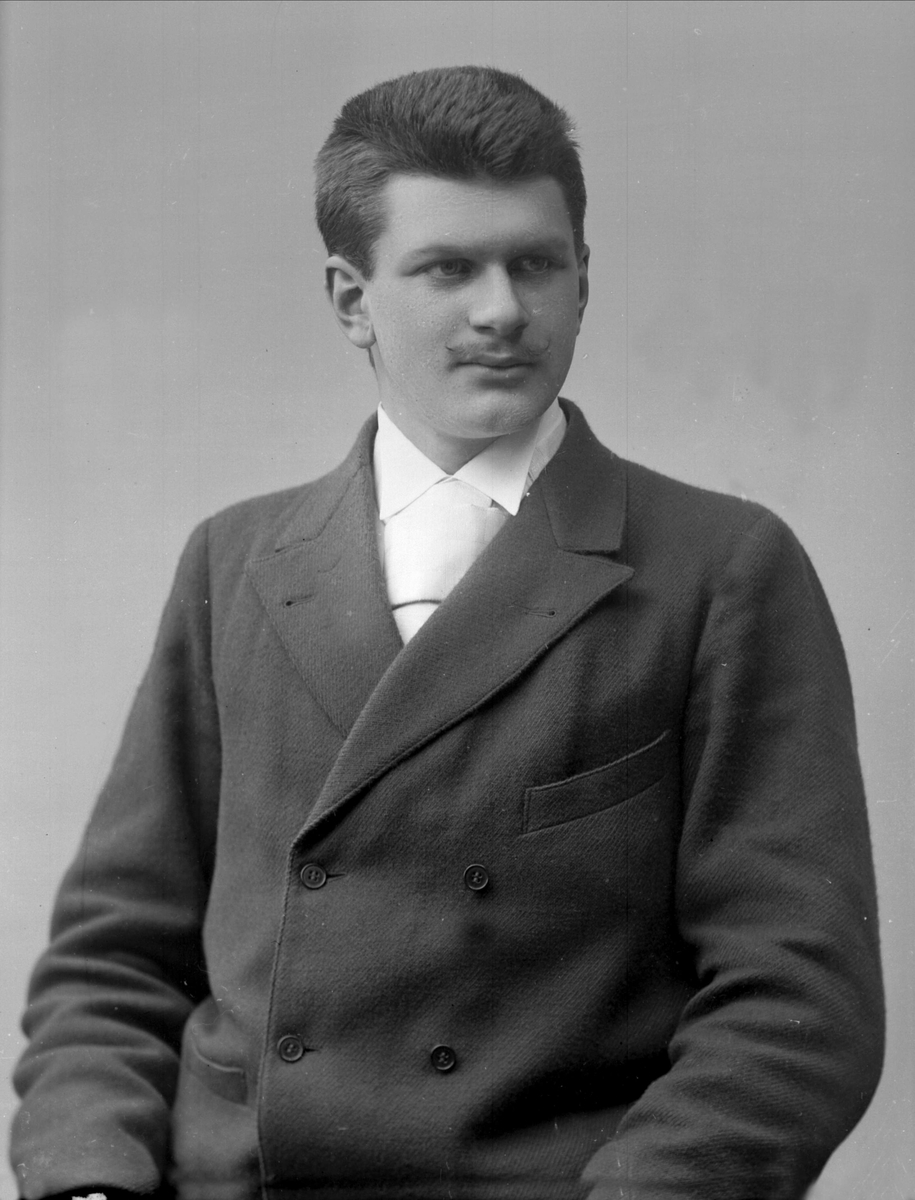 Gustav Borgen, NFB.09599