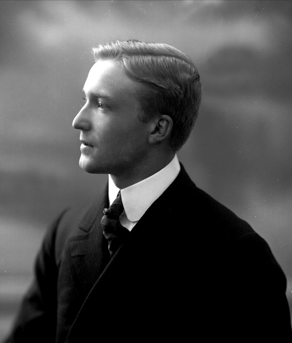 Gustav Borgen, NFB.10046