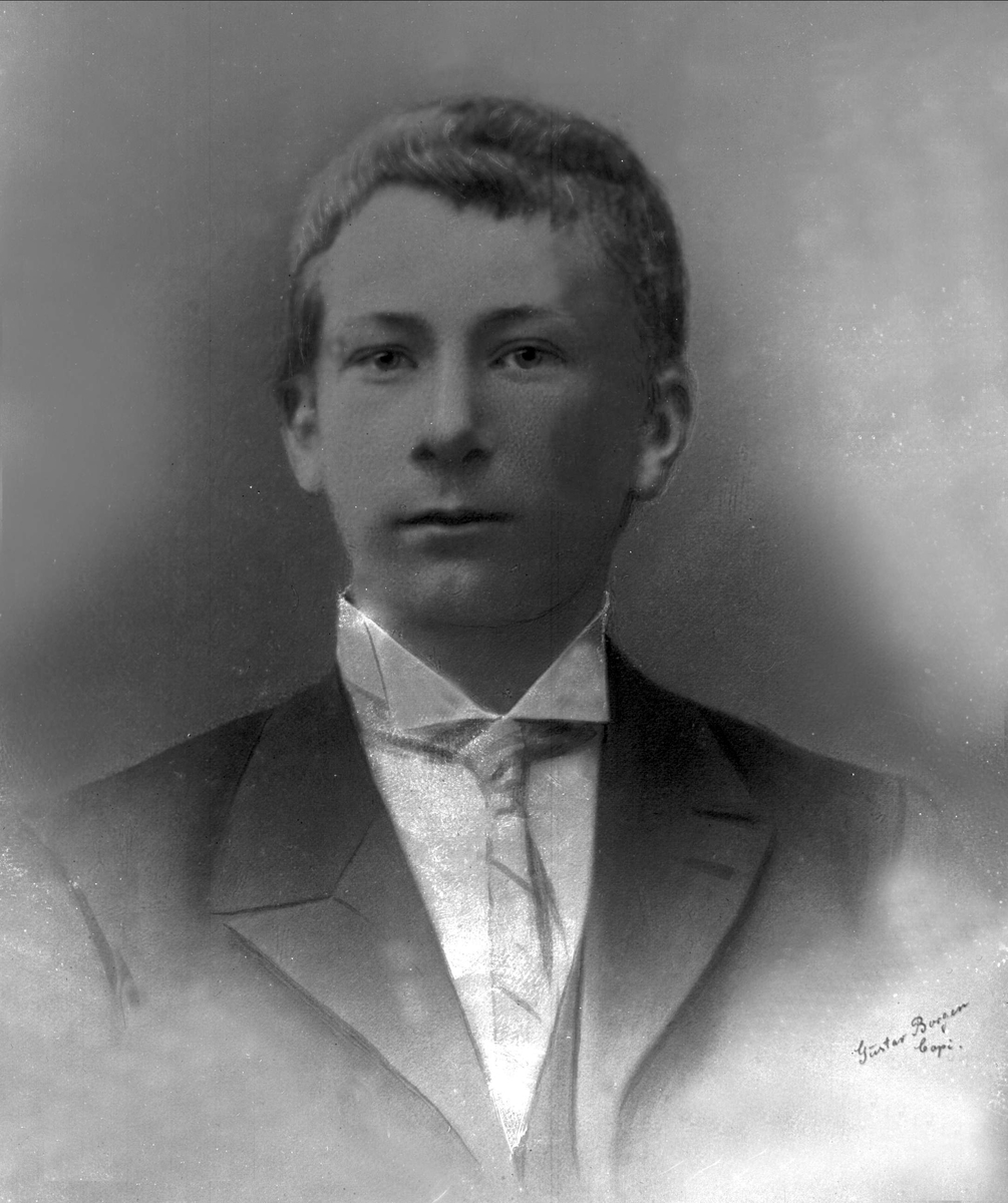 Gustav Borgen, NFB.10440