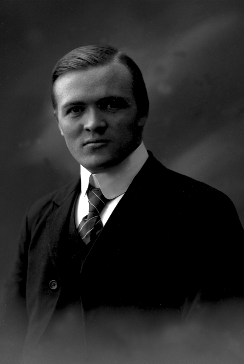 Gustav Borgen, NFB.11997