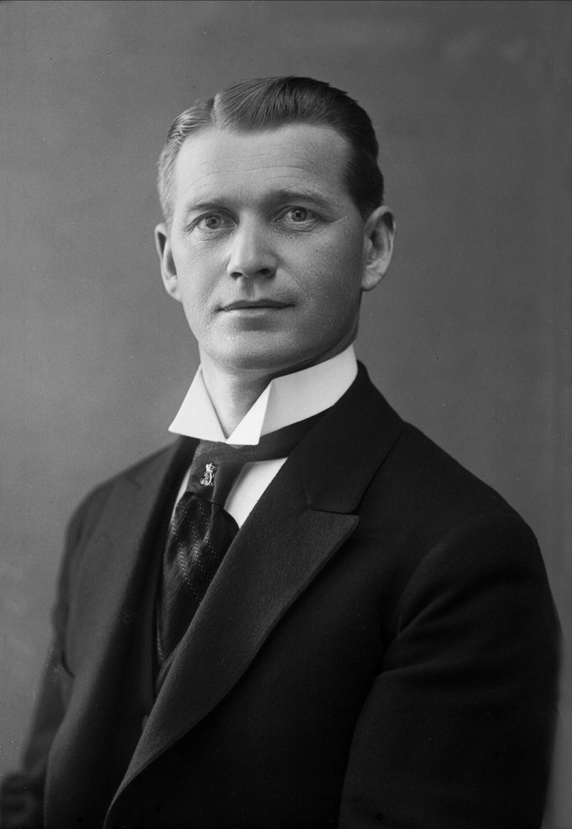 Gustav Borgen, NFB.12197
