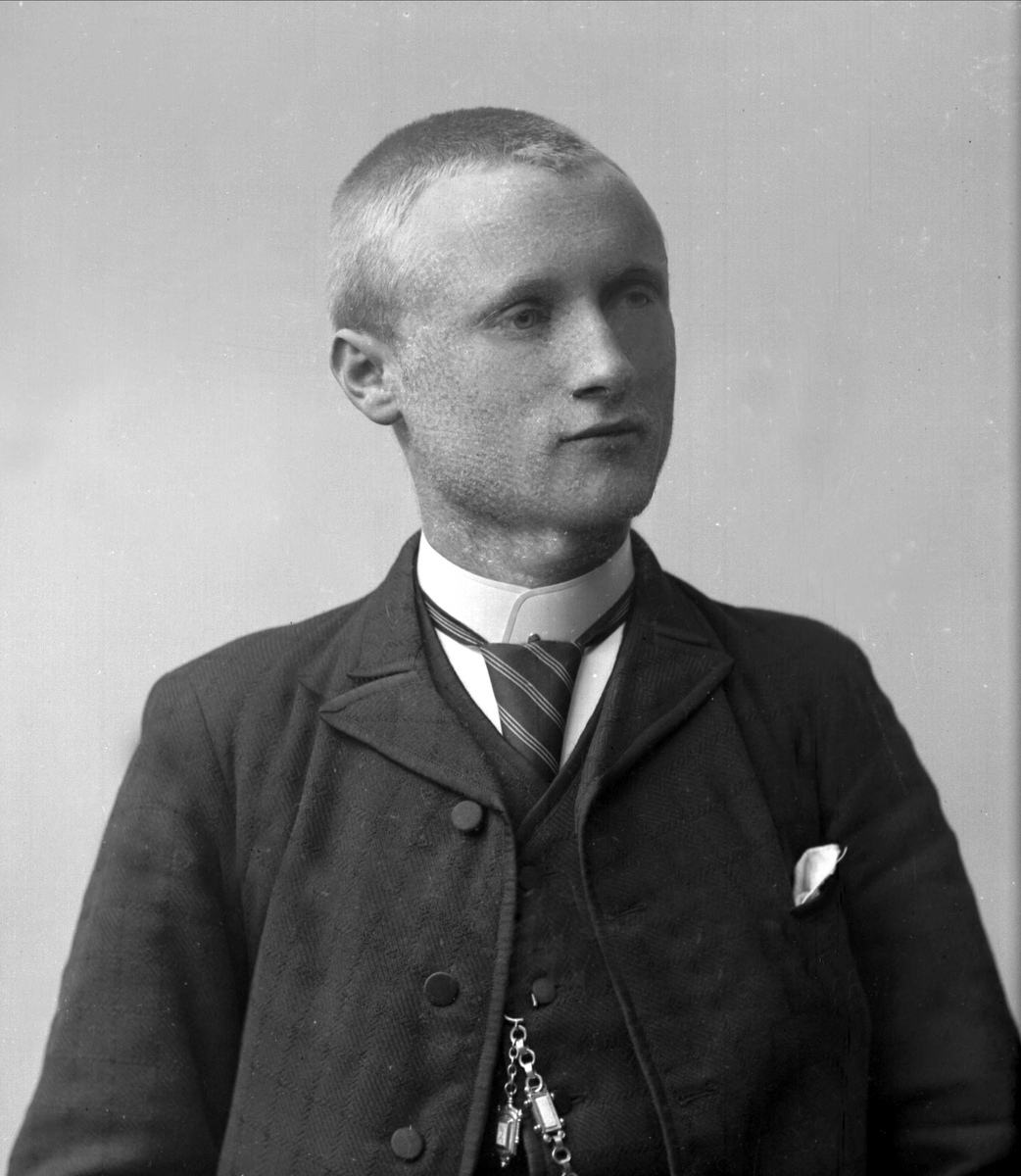 Gustav Borgen, NFB.14979