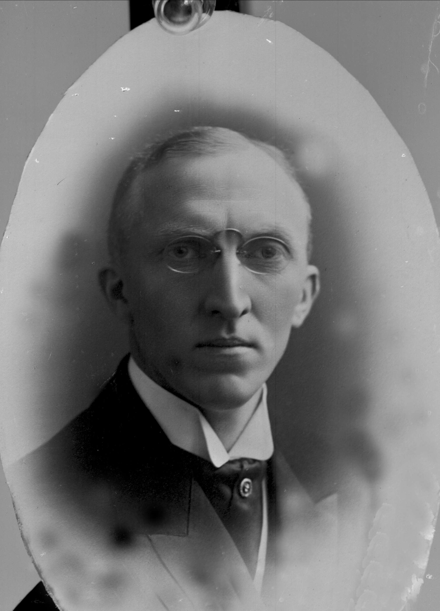 Gustav Borgen, NFB.19099
