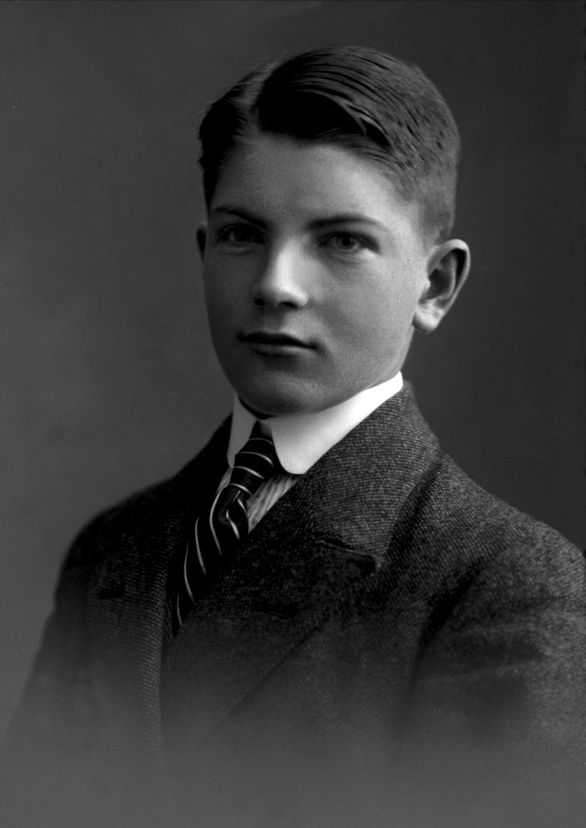 Gustav Borgen, NFB.20854