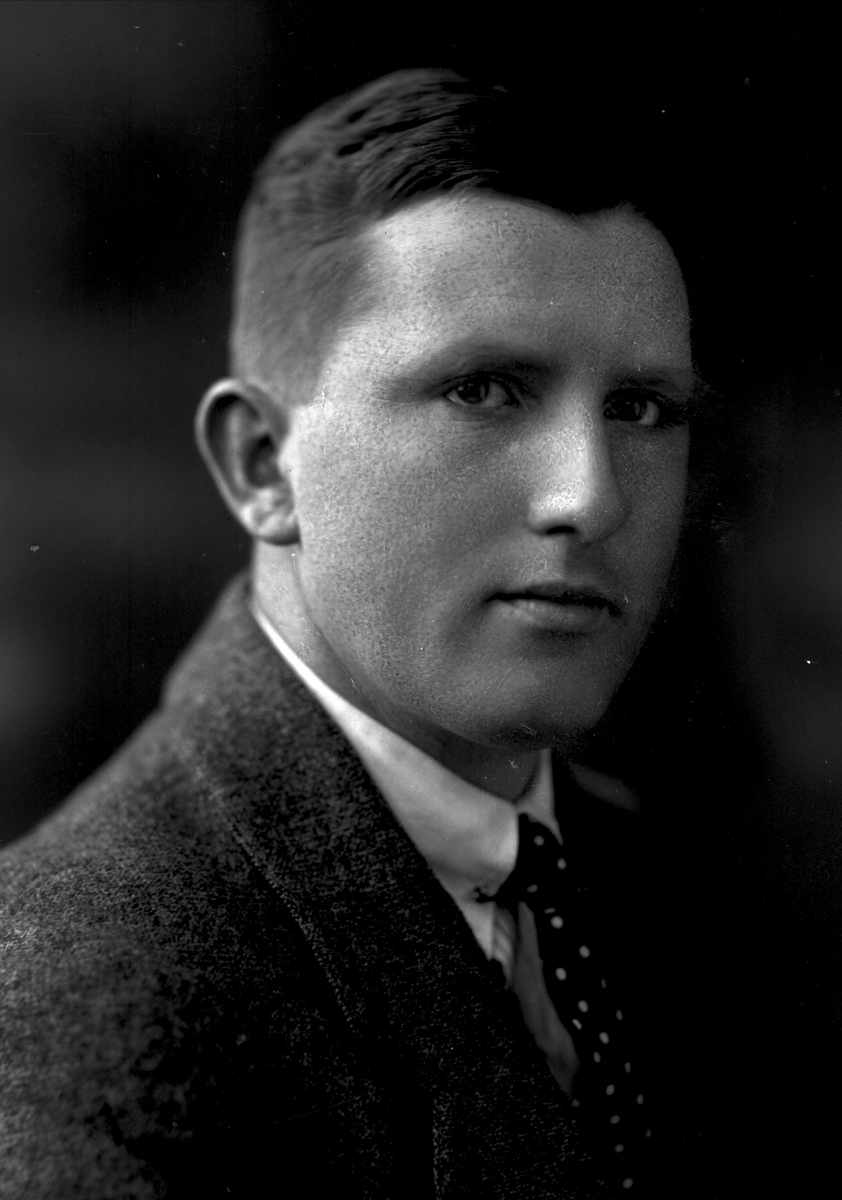 Gustav Borgen, NFB.23610